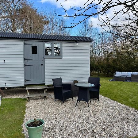 Greatwood Shepherds Hut Μπατλ Εξωτερικό φωτογραφία