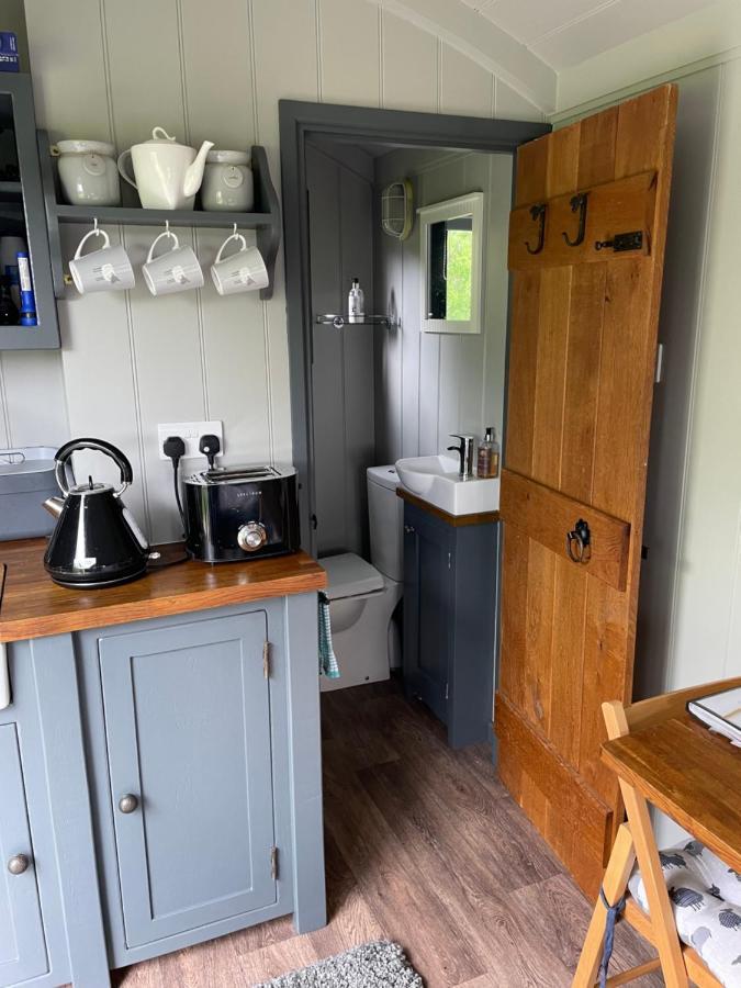 Greatwood Shepherds Hut Μπατλ Εξωτερικό φωτογραφία