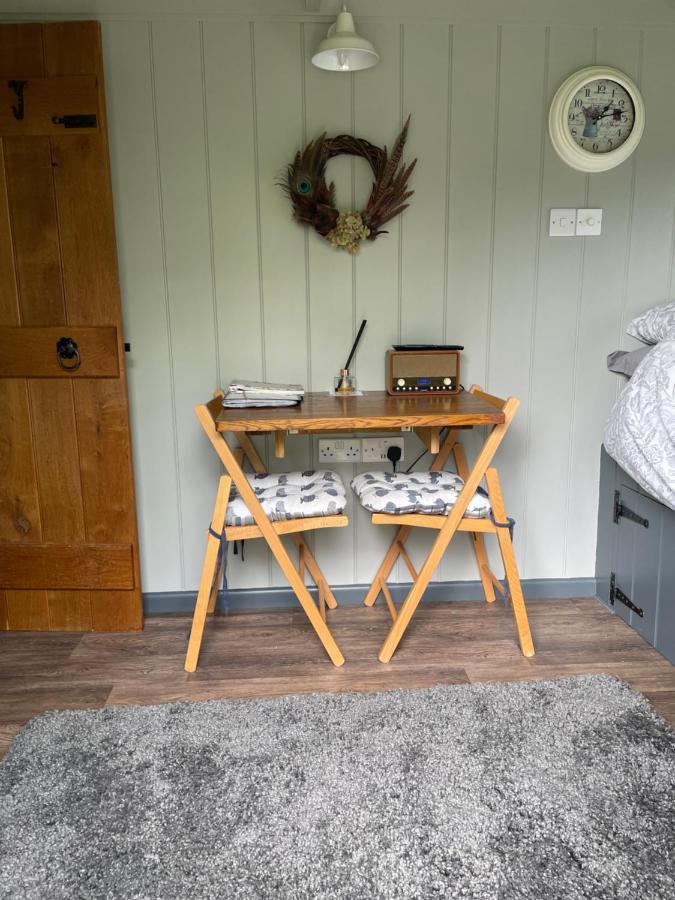 Greatwood Shepherds Hut Μπατλ Εξωτερικό φωτογραφία