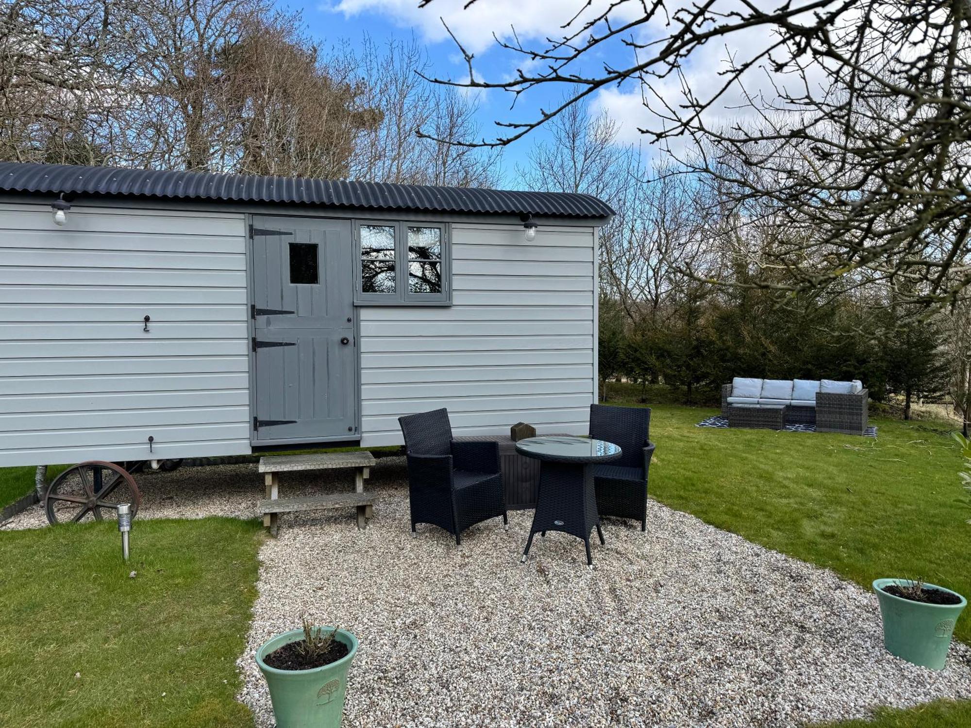 Greatwood Shepherds Hut Μπατλ Εξωτερικό φωτογραφία